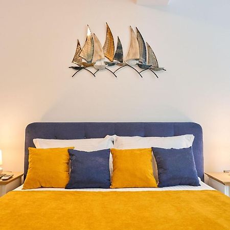 Seastar Apartment - Spa N Pools Beach Resort Mamaia Buitenkant foto