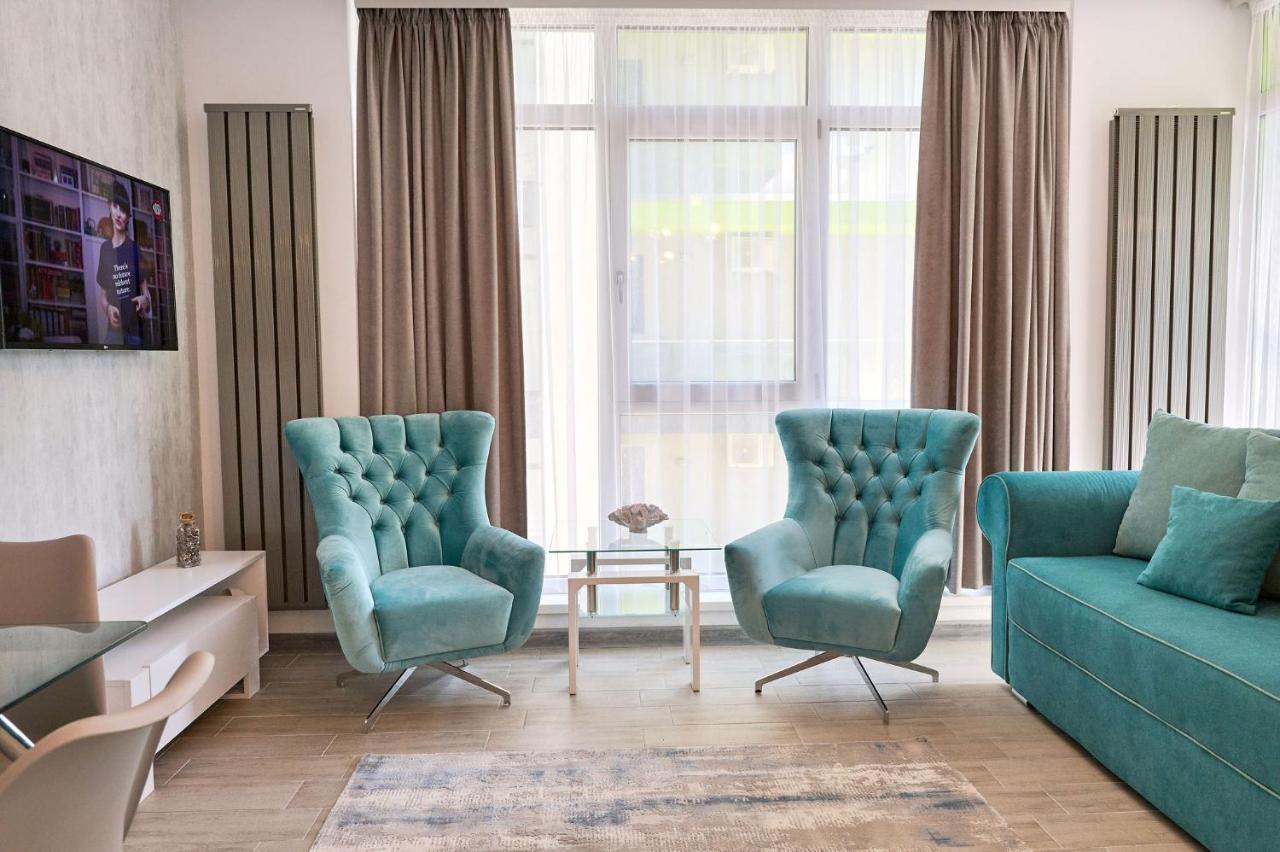 Seastar Apartment - Spa N Pools Beach Resort Mamaia Buitenkant foto