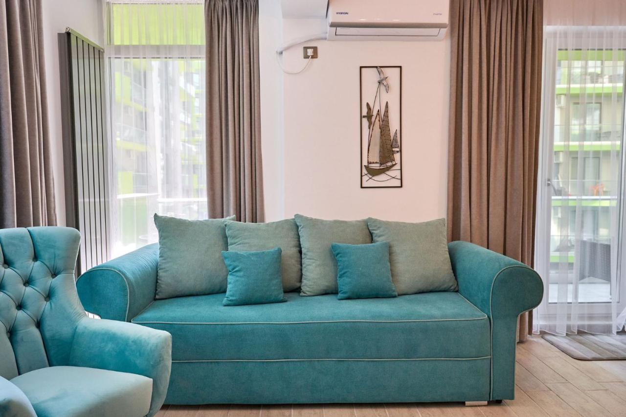 Seastar Apartment - Spa N Pools Beach Resort Mamaia Buitenkant foto